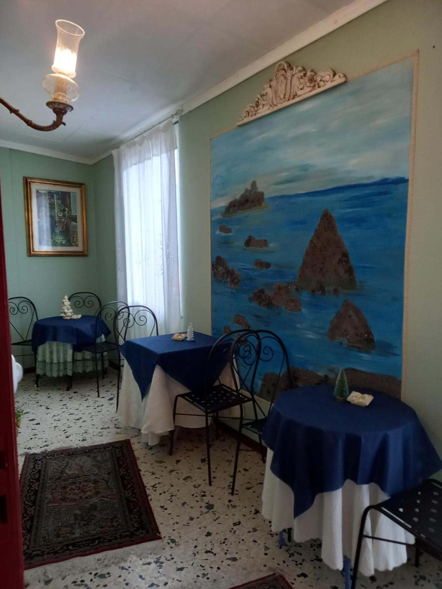 Sicilia In Miniatura "L'Atelier Dell'Etna" Bed & Breakfast Zafferana Etnea Exterior photo